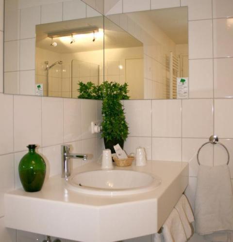 Tiptop Hotel Am Schoenen Brunnen ニュルンベルク 部屋 写真